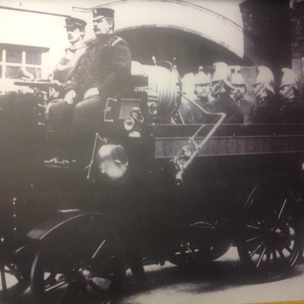 FireMuseumLpool's tweet image. #Livepool , who had relatives in the Fire Brigade in the early 1900's tell us about them, also any local brigades.