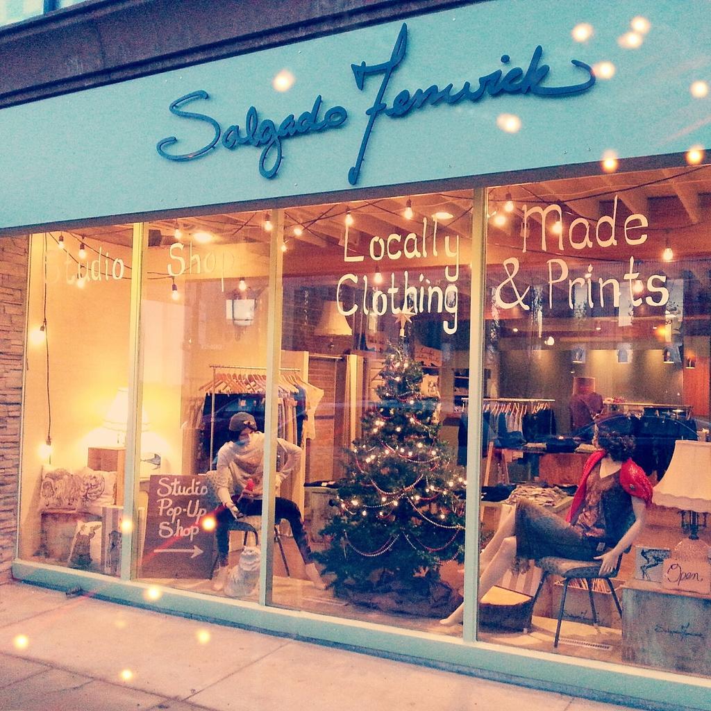 SalgadoFenwick's tweet photo. @shop124street open today from 11-8pm. Walk the street this evening and vote best window! #yeg #yegevents #yegdt http://t.co/qsV9xoR3zl