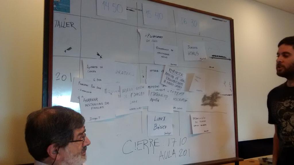 u3fcomputacion's tweet image. Tenemos agenda! Arrancamos con charla plenaria #untrefcomputacion