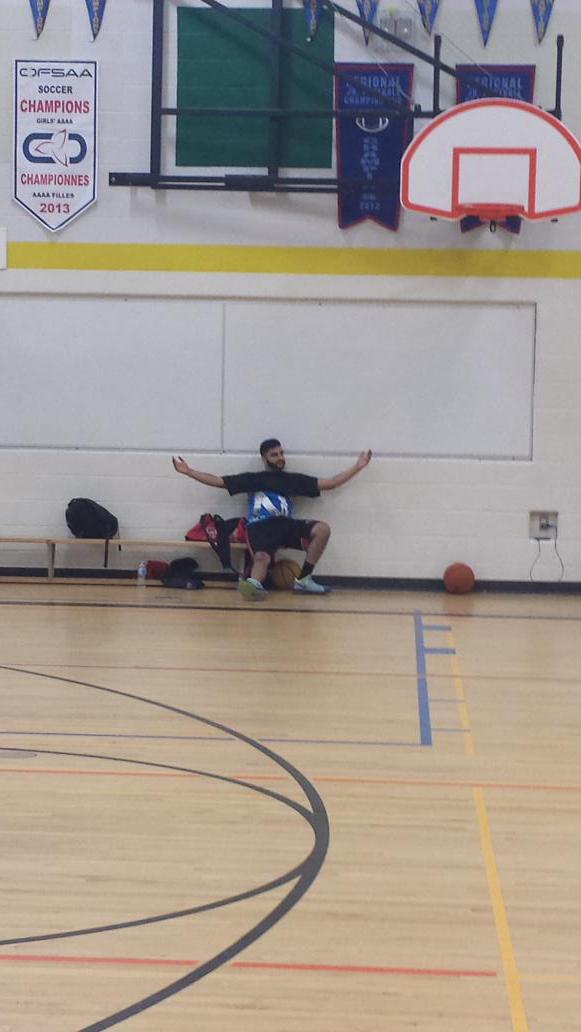 DMAABasketball's tweet photo. "Can I get a lil playing time coach?" @wasayuzi lol #DMAABasketball http://t.co/XpPgoo1Xxt