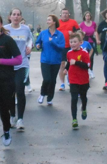 Helen_Hynes101's tweet photo. "Muuuummmm....my foot/arm/head/stomach/leg hurts..can I sit down?" #parkrunproblems #5k http://t.co/UxZ3mlI2aS