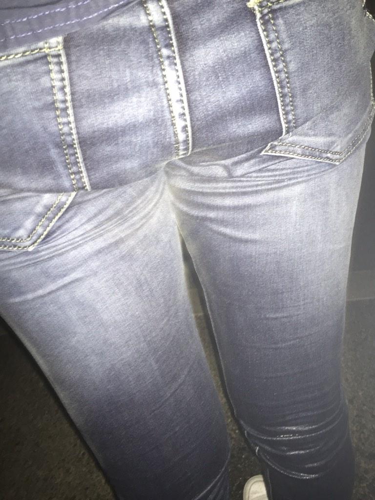 Yuanyi Zhou On Twitter Peeing My Tight Jeans Again Outside T 