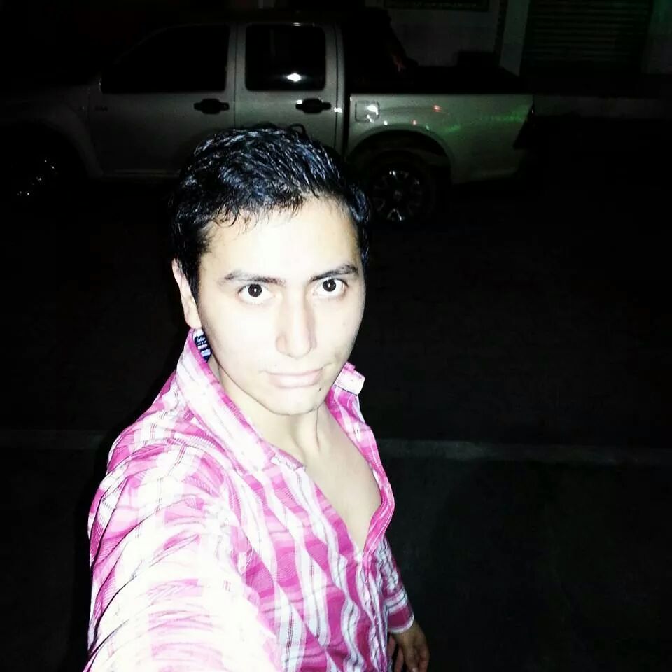chelitobd's tweet photo. :) de vuelta Twitter http://t.co/uPAZ04gben