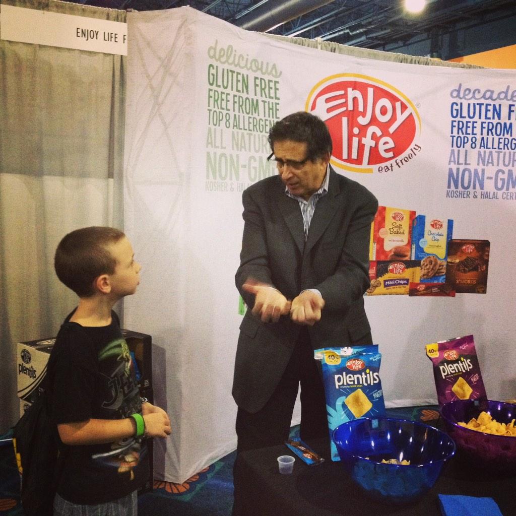 CeliacBeast's tweet image. So precious! Joel the @enjoylifefoods CMO explaining how to make Plentils #FACCWDW @EnjoyLifeCMO @xFoodAllrgyhelp