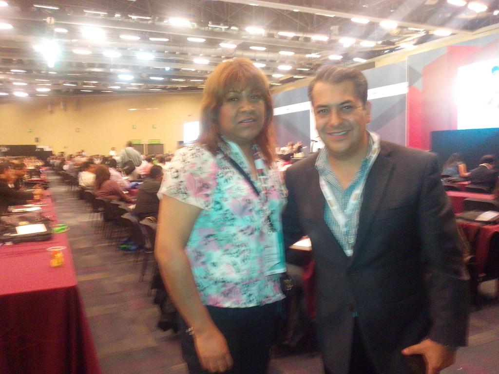 Karyna_Olmos's tweet photo. En la conferencia anual de municipios 2014 #CAM2014 con participación del mpio de #PACHUCA @EleazarGarcia_ felicidade http://t.co/7bl56EYSGB