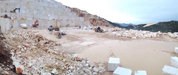 GULMERMARBLE's tweet photo. Gulmer Marble Burdur Beige Quarry http://t.co/cSkCJFfzbL