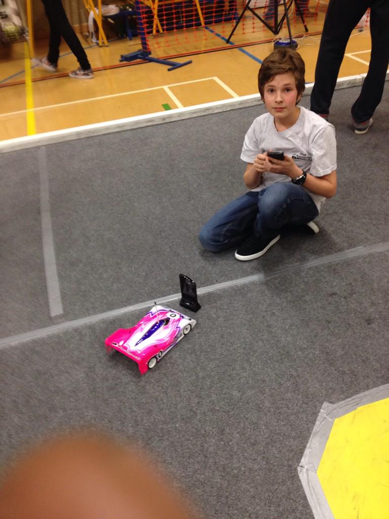 BRCA12thScale's tweet photo. Josh Coult; second in his final and almost lapped his Dad, Trevor. Well done Josh! http://t.co/6Xl02JVSbg