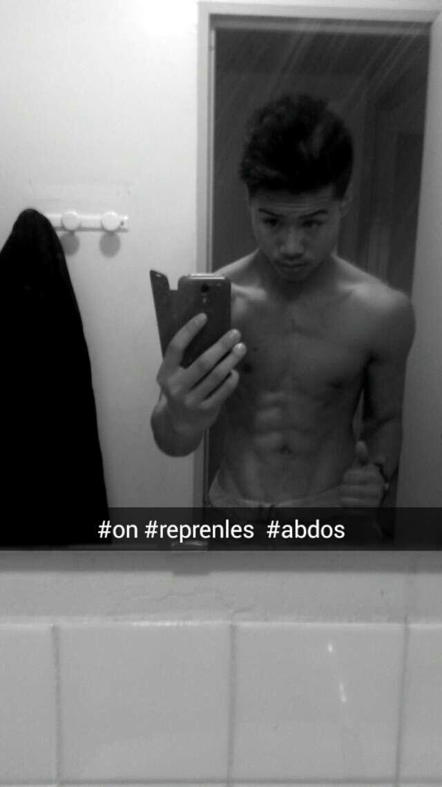 DylouneDylou's tweet photo. #sport #onsoccupe #detout #jambes #abdos http://t.co/RHFekVgsuq