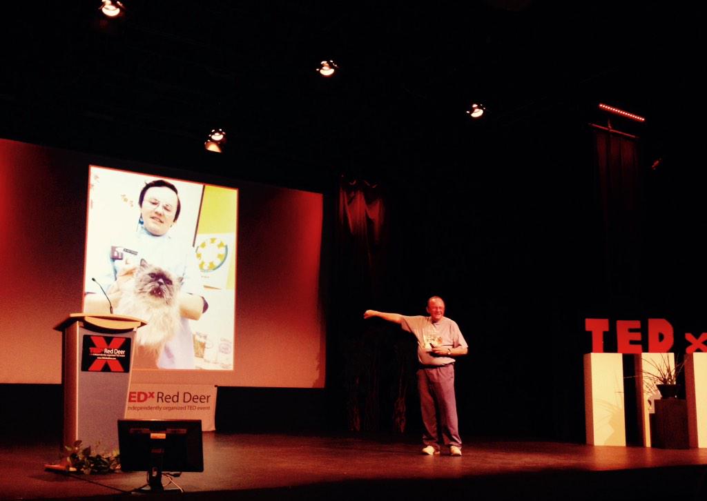 @D42TM : Toastmaster Dr. Dave Cartledge is #PushingBoundaries at <a href="/TEDxRedDeer/">TEDxRedDeer</a> ! #toastmasters #veterinarian