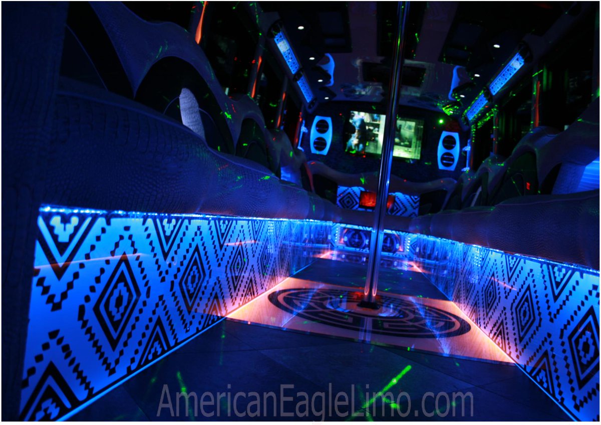 AmerEagleLimo's tweet image. 25-35 passenger party buses AT LOW DISCOUNTED RATES #dcpartybus #vapartybus #mdpartybus