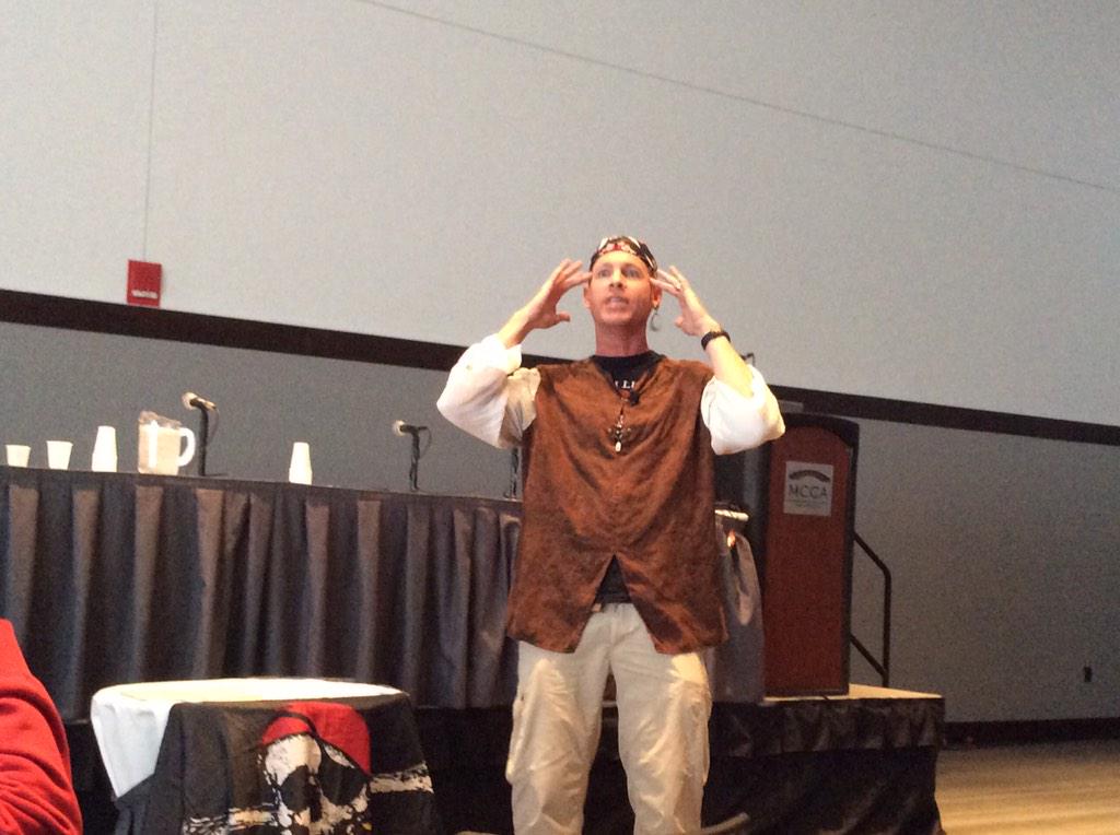 NeisdTOY's tweet photo. teach like a pirate! find your passion! http://t.co/zkKoe1dziW
