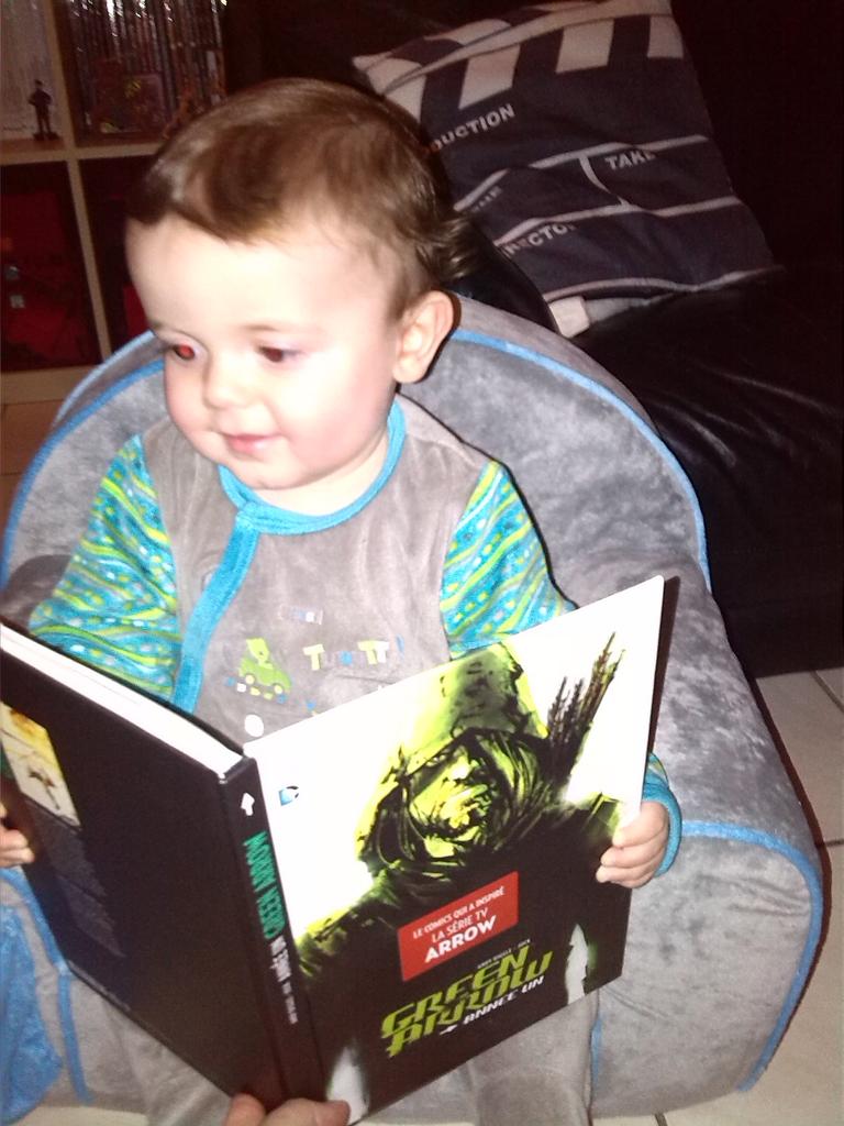 Zedruide's tweet photo. @jock4twenty @andydiggle  a young belgian fan of your Comics. http://t.co/Y5Wfx4PJTW