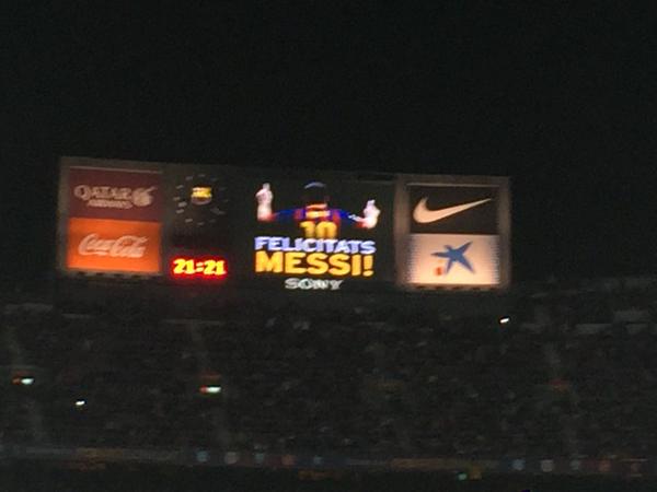 BillyDwiki_S's tweet photo. Congrats to Messi at Camp Nou. #fcblive http://t.co/TywhHuNF4w