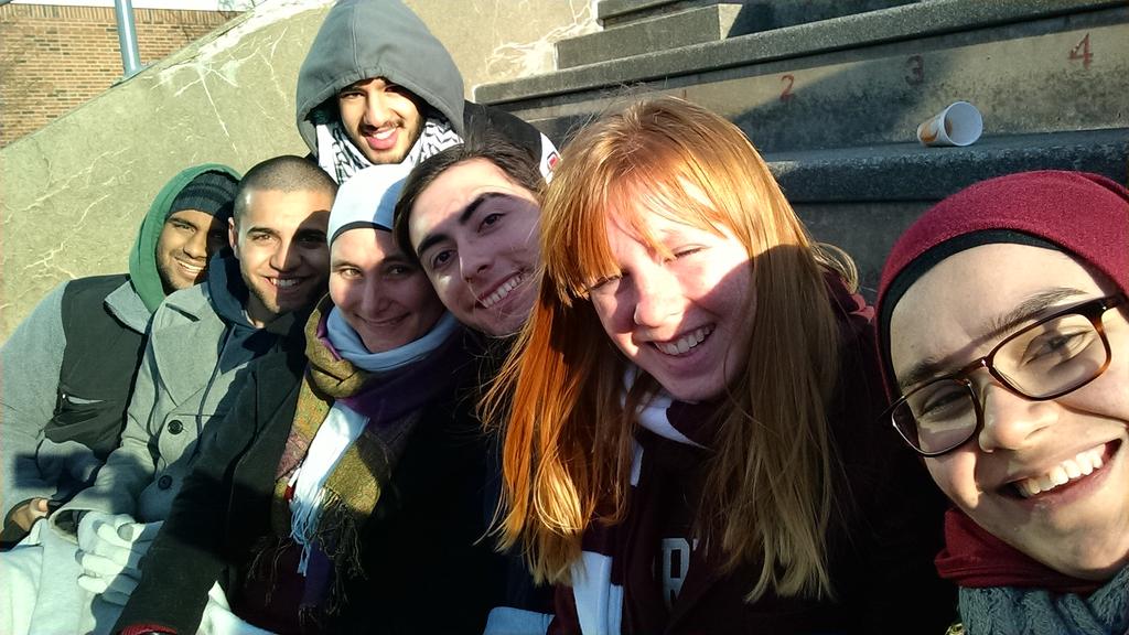 Current students and recent alums cheer on Harvard at #HY2014