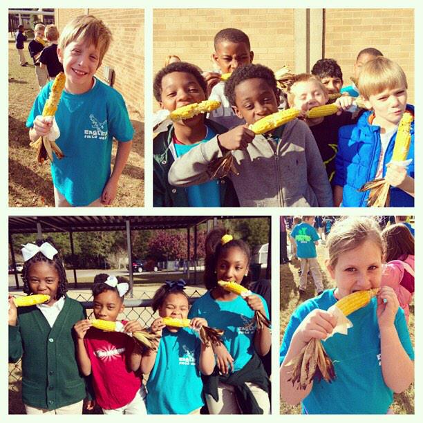 mspaynesclass1's tweet photo. They LOVE corn!! @dodgeelementary #dodgesoars #cornman http://t.co/TvS62bHjpZ