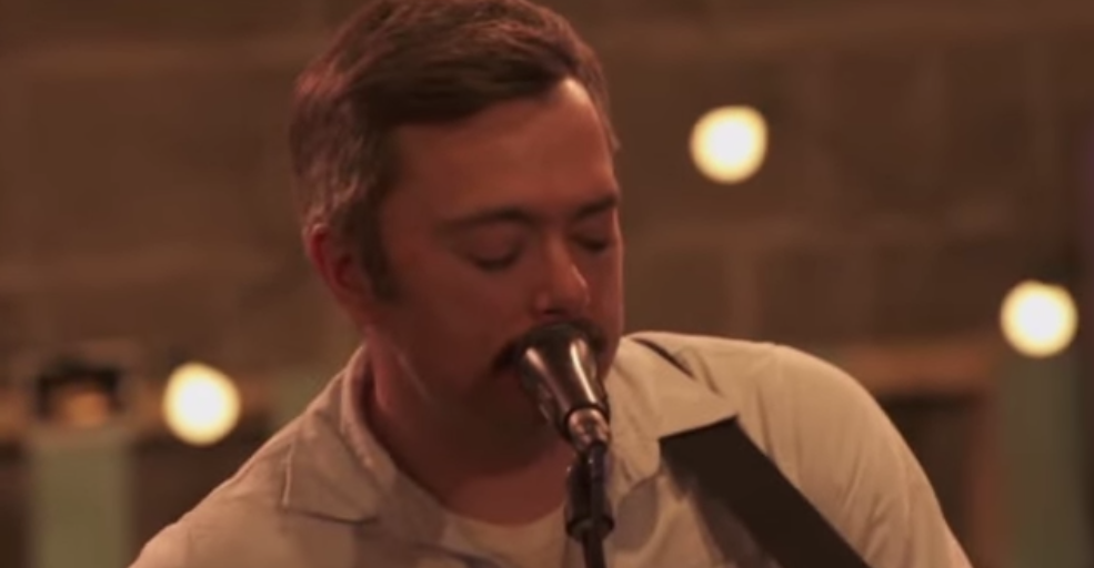 (Re)vois @Guillaume_VM déballer son "Cadeau du ciel" au public du dernier #GrosDimanche! lafabriqueculturelle.tv/capsules/2818/…