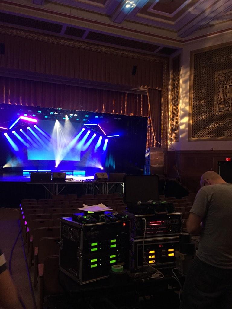 Civzz's tweet photo. SOUNDCHECK TIME #everdeader http://t.co/NW84jb39lm