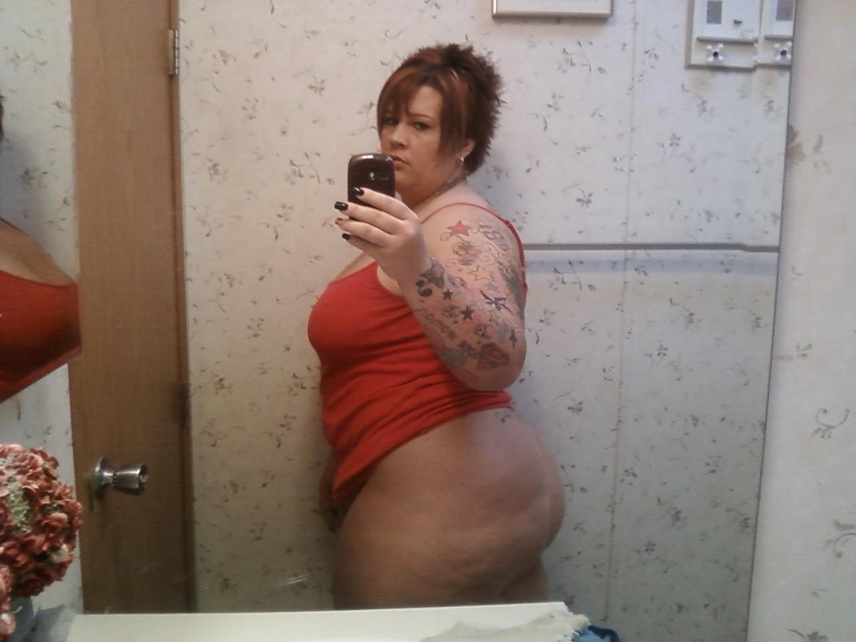 bbw_forum's tweet photo. BBW selfies - plenty more at http://t.co/3bkKrGzEFa   - come and join in   :-) http://t.co/OvT7PLMd49