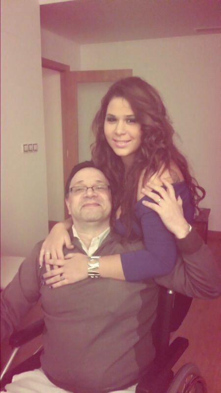 JeniferD5's tweet photo. Tequiero http://t.co/T80G4X07h0