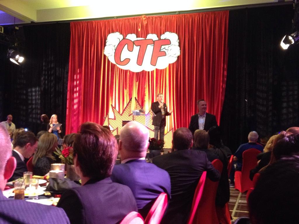 ExxodusPictures's tweet photo. Live auction in action to support @ChildrensTumor! #CTFbeNeFit #EndNF http://t.co/WPxrul1Bbi