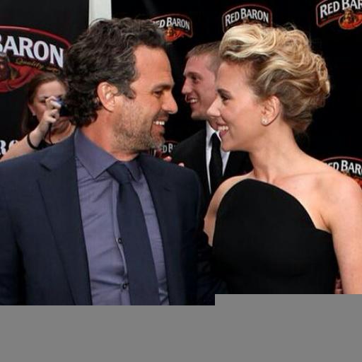 Happy Birthday Scarlett Johansson and Mark Ruffalo         