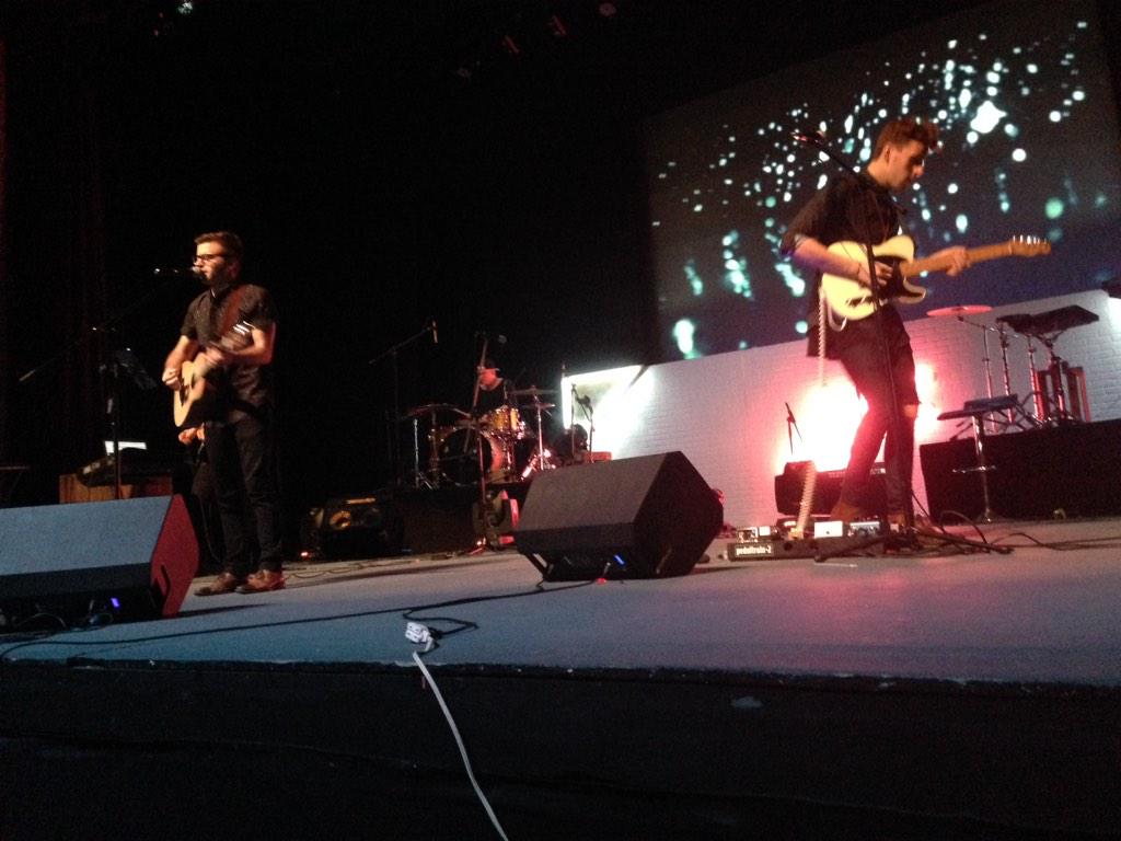 hebercarrizales's tweet photo. @EvanCraft en @uncorazonorg en #Monterrey #UnCorazonMty #UC2014 http://t.co/JYhWqQ1JVC