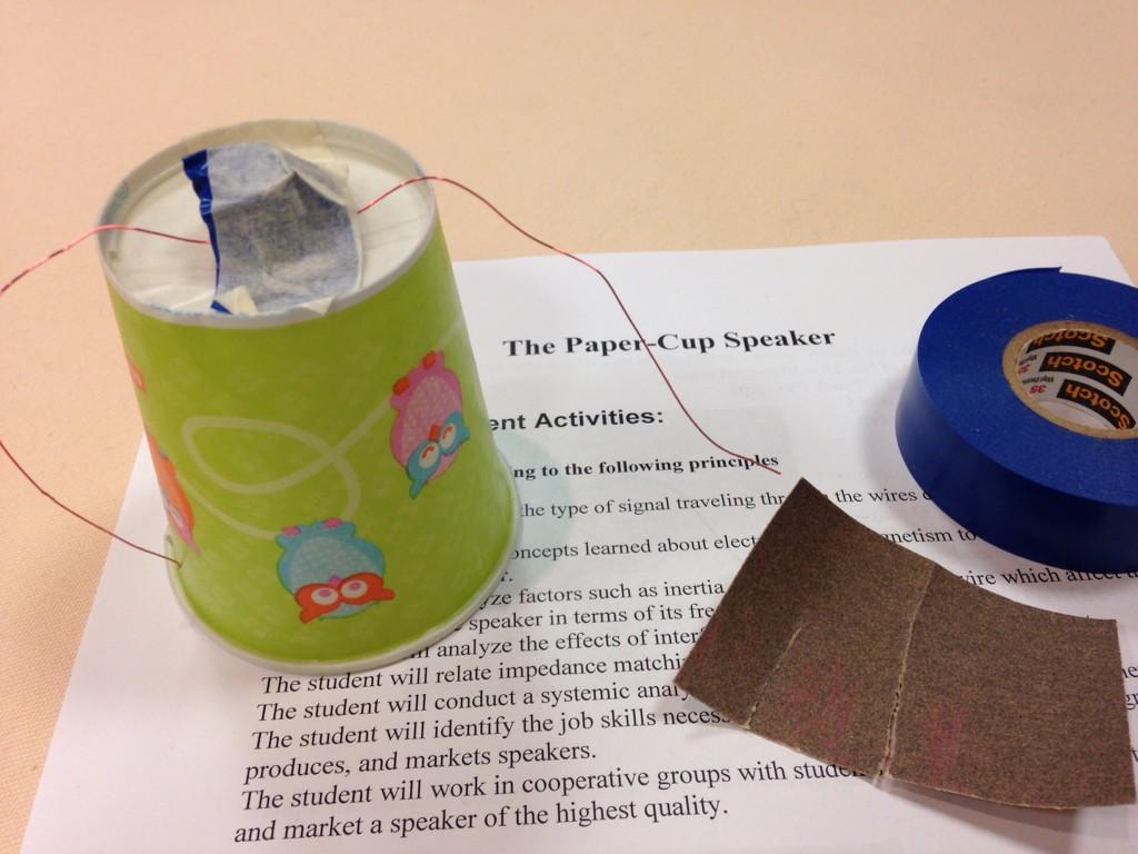 GresesPerez's tweet photo. Paper cup headphones: great! #CAST #cast2014 #STEM #science #pisdedchat @SwintonMary @belindakinney @sharonkamas http://t.co/2rWnQKlfGh