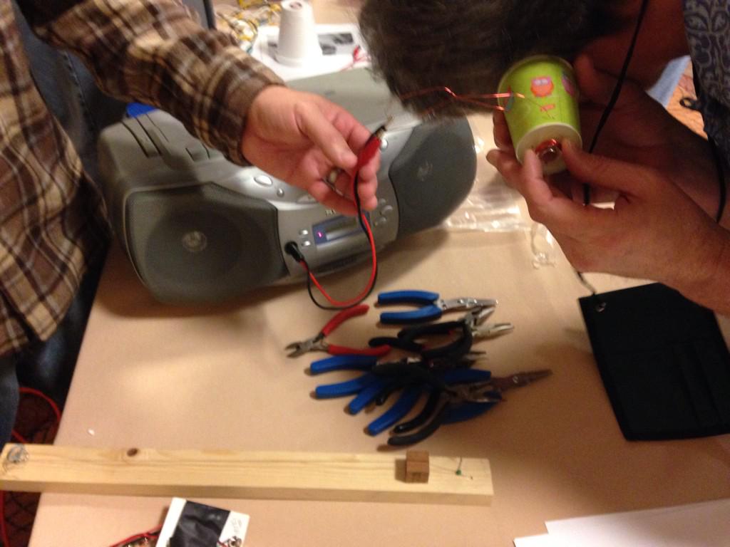 GresesPerez's tweet photo. Metal detector, dancing wire and paper cup headphones #CAST #cast2014 #STEM #science @jess_malloy @ConnieRM0106 http://t.co/ep7pbQ1inG