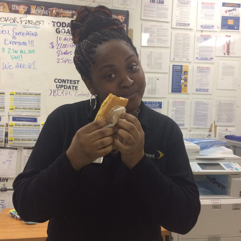 Sprint469's tweet photo. We're so proud of Tam for selling 4 HKs to 1 customer, we got her a hotdog!! #sweetdeal @Bobnlikesthis @LouGranberry http://t.co/ox3eA1cfwB