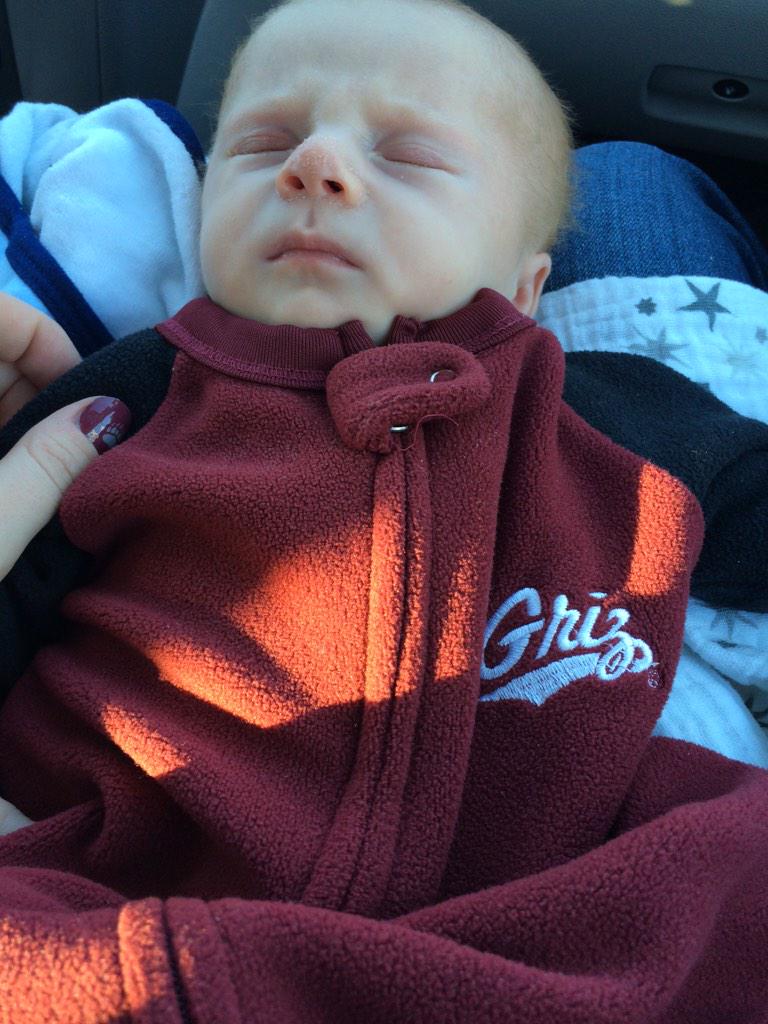 bethlenay22's tweet photo. Rooting on the Griz at the 6-man football championship game! #WHEREiROOT http://t.co/VZLvRA0W6Q