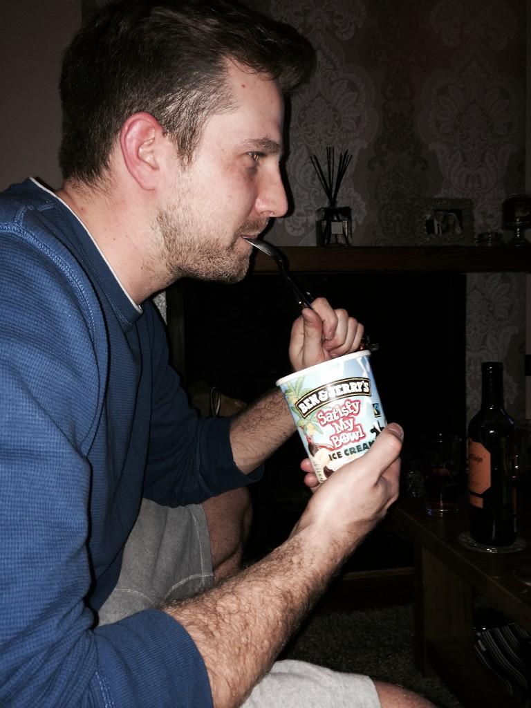 Doski17's tweet photo. Guess what's come out now your gone @MissRiaHalli @Ryan__Davies http://t.co/xN1D26rEcT
