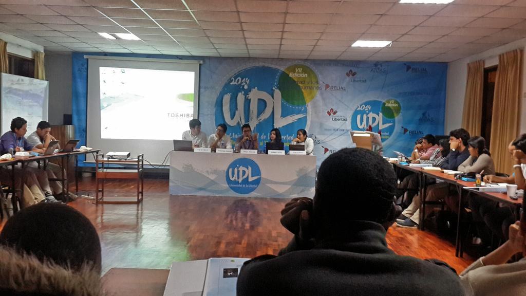yesiyeat's tweet photo. Diego Alarcón, Lucas Ghersi, Sebastián Salazar, Araceli Pinto y @DeboradeGois en panel "Libertad y DDHH" #UDL2014 #fb http://t.co/kaJh6AjTFT