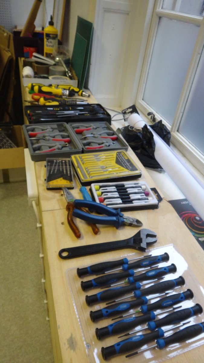Sunnydesign411's tweet photo. Get hand dirty and teardown the printer at circular Jam http://t.co/YxdqiT3Tv8