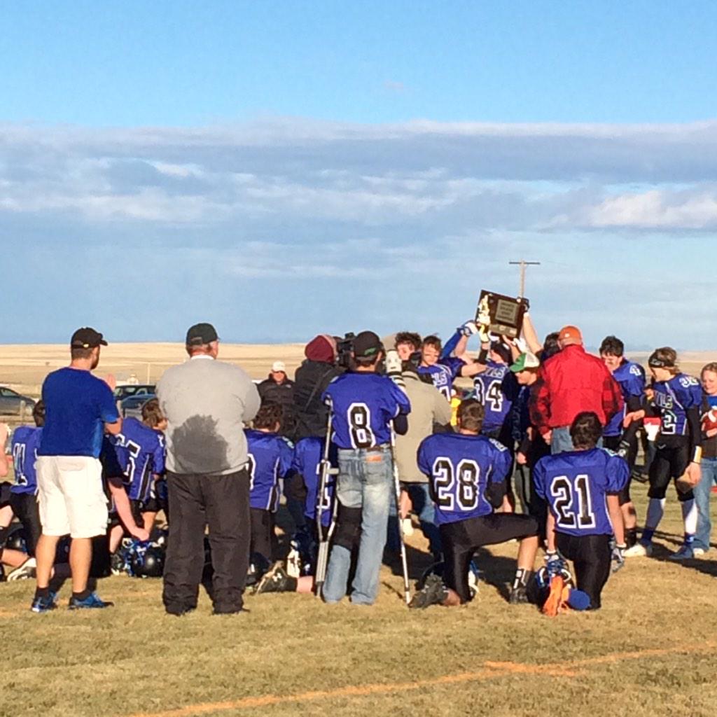 Box_ATC's tweet photo. Back to Back State Champs! #RivalsFootball http://t.co/ZyA5j8pPHJ