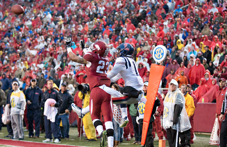 SportsCenter's tweet photo. UPSET COMPLETE! Arkansas rolls No. 8 Ole Miss, 30-0. After losing their last 17 SEC games, Razorbacks win 2 straight. http://t.co/jVwvBta3Z9