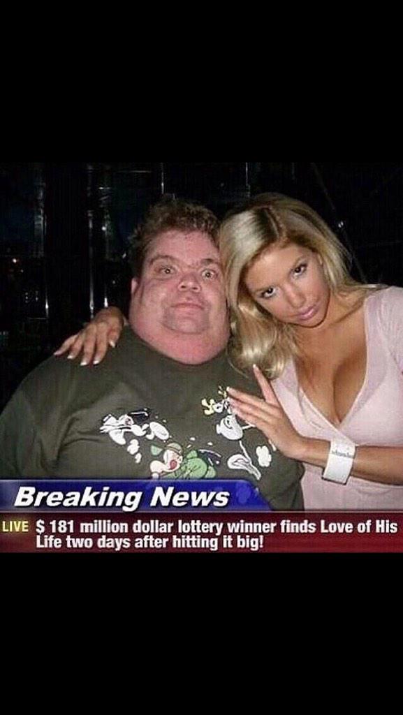 SportNewsRT's tweet photo. True love at its finest. http://t.co/NBuQbdOggs