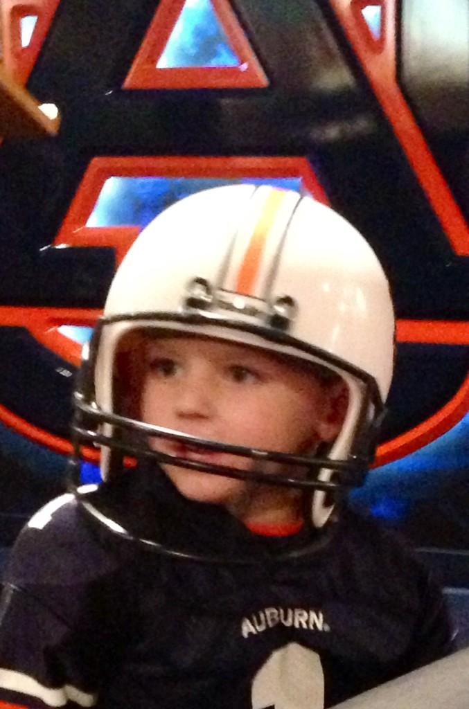 mobileauclub's tweet image. This guy is getting excited! #signhim #wareagle