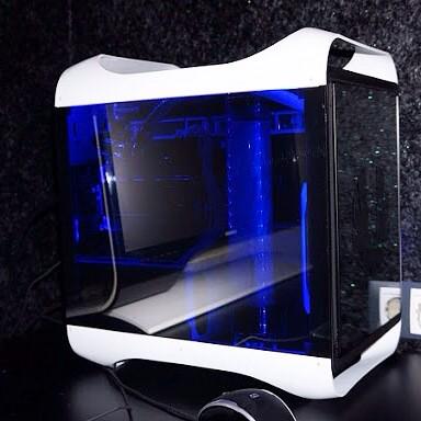 hanetg_'s tweet image. #gamers, #pcuser, yang betul2 #passionate boleh faham #value case #cantik camni.