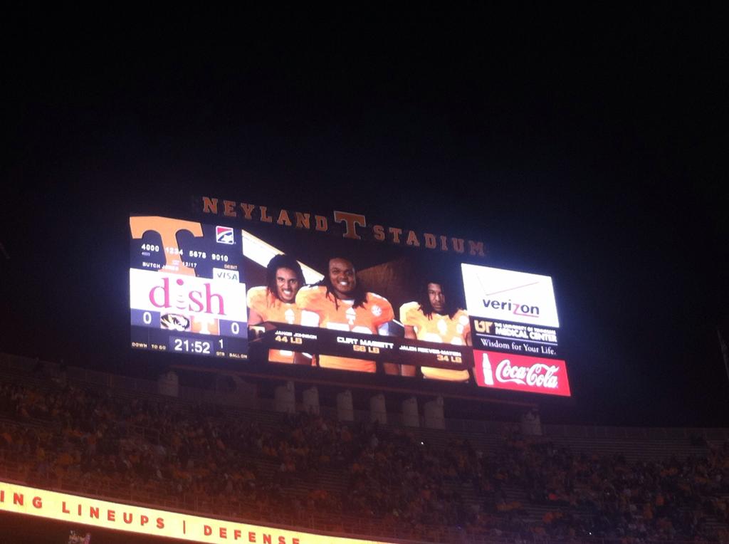 JMurph3224's tweet photo. Loved seeing @JohnsonJakob on the starting lineup! Way to hold down the middle LB position tonight! #predator http://t.co/vy63rTvheV