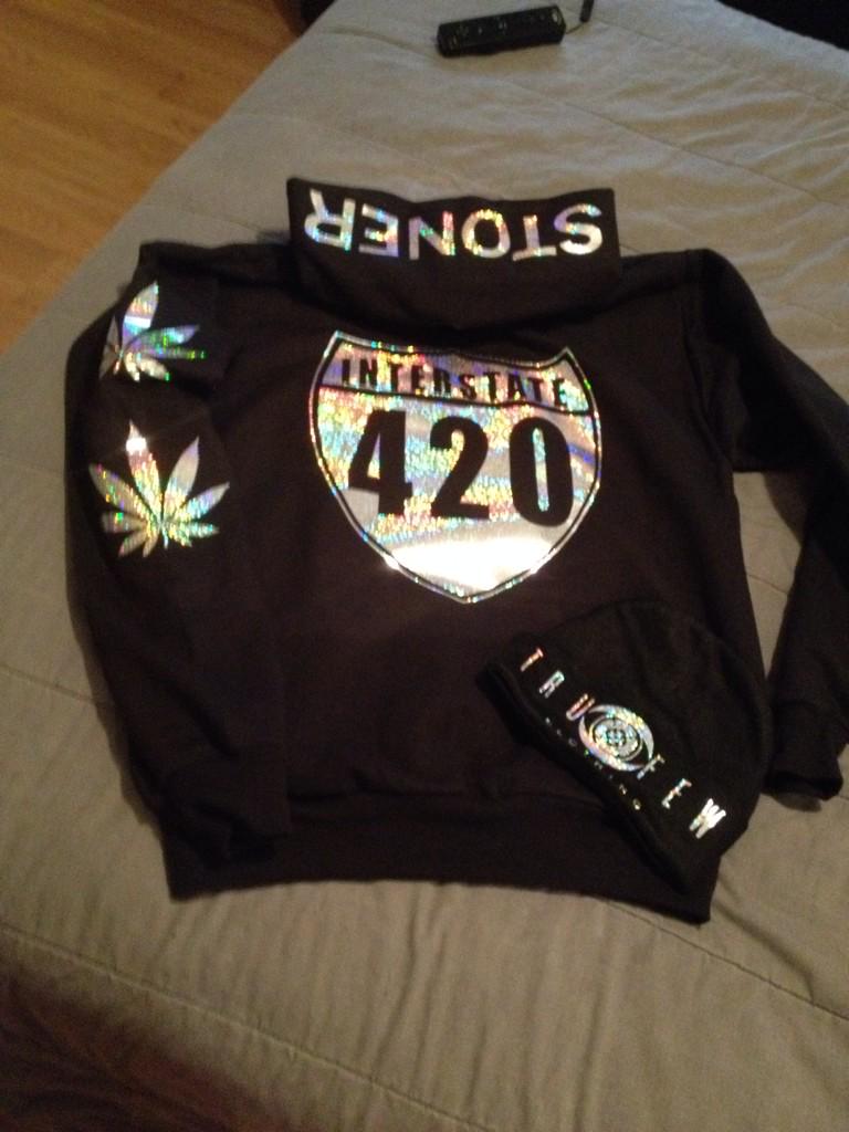 FAME_201's tweet photo. This one for my stoners 💯😤😤 http://t.co/AvpTw8v1jn
