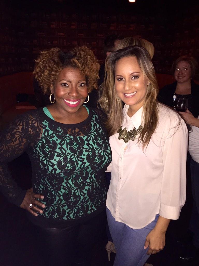 BrigidaMack's tweet photo. Love that @JustJacinda came out for @KellyFranson's #SendOfftoSeattle!  #ByeKelly #KellysGoodbyeParty http://t.co/zuPySJsugQ