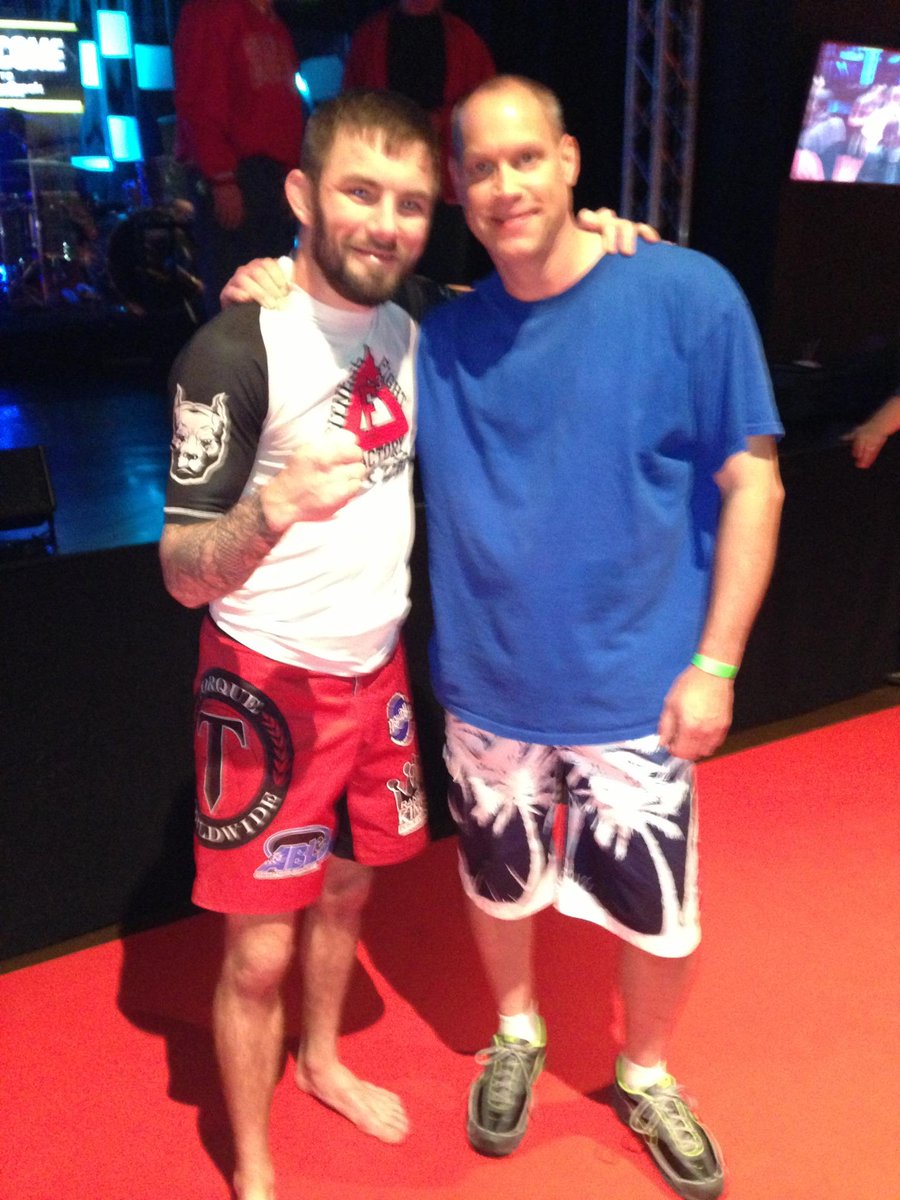 keowsley's tweet photo. It was a pleasure meeting @BrutalBedford at @cedarcreektv grappling clinic.  Thank you for making time for us. http://t.co/XYZI2KCVlp