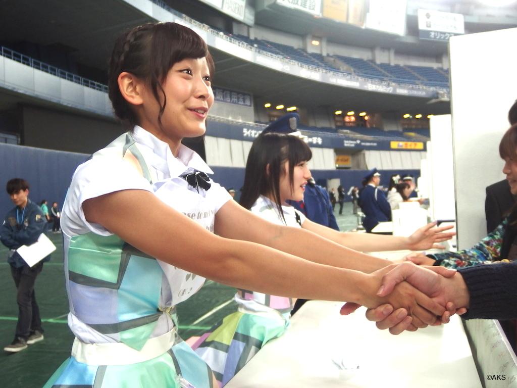 Okadananafans's tweet photo. 11/16 Handshake Event Photo Report
http://t.co/Cl57wcwZNg http://t.co/yfuliCy0TY