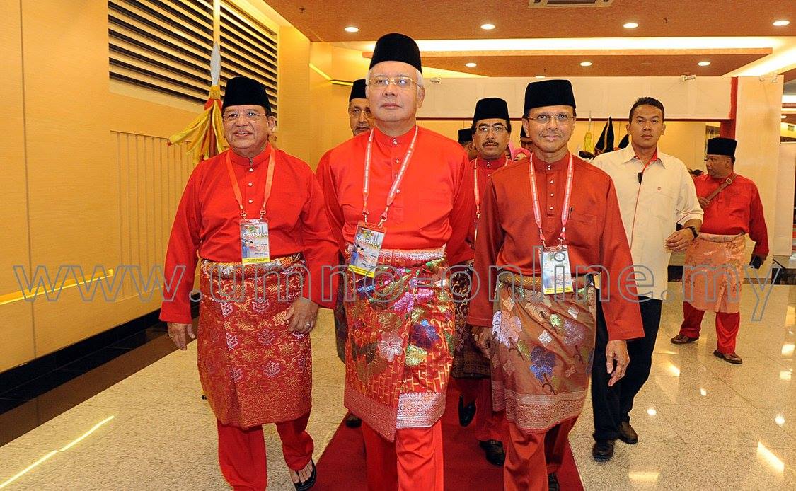 umnoonline's tweet photo. Presiden UMNO @NajibRazak Di Konvensyen #UMNOWP Juga Pengerusi, Timb #BPUN @TengkuAdnanReal & @RajaNongChik
Lihat http://t.co/F85aboPtTT