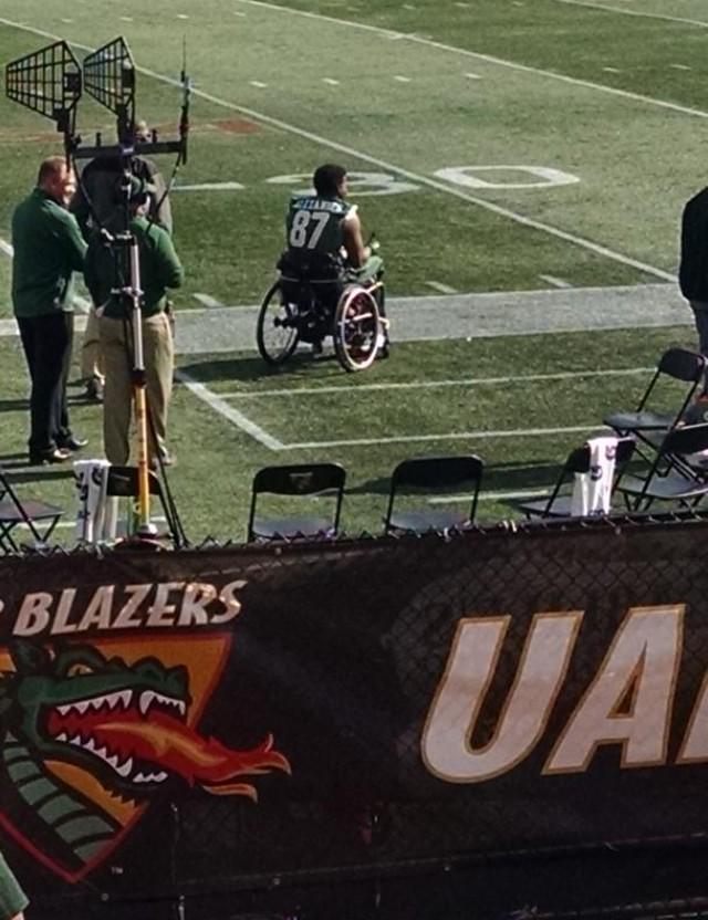 JakeBArians's tweet photo. I wore #87 my freshman year it never looked near as good as it does on @1stN2ndTimothy #FreeUAB #myUAB very proud!! http://t.co/chhqErnxRq