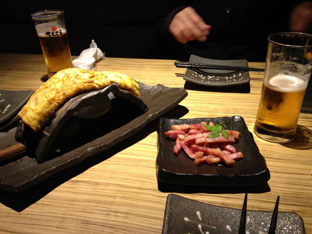 chan_shon's tweet photo. 飲んでます*\(^o^)/* http://t.co/JSNdrcOIFA