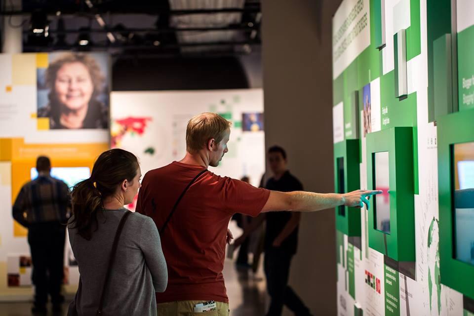 Last opportunity to see the Be Democracy exhibition TODAY! Open 10-18 <a href="/fredssenteret/">Евгений Дорн</a> Foto: <a href="/jgranseth/">Johannes Granseth</a>