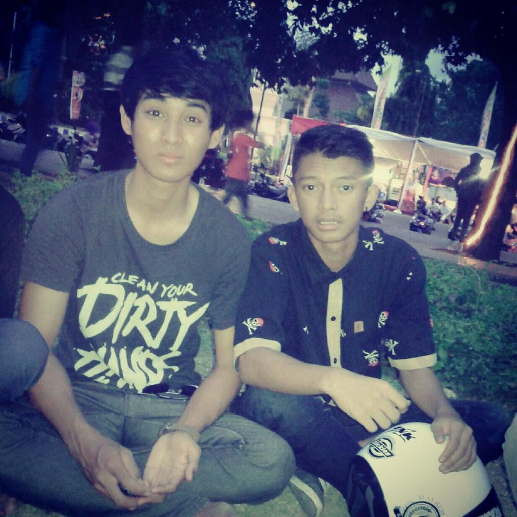 _haand tweet picture