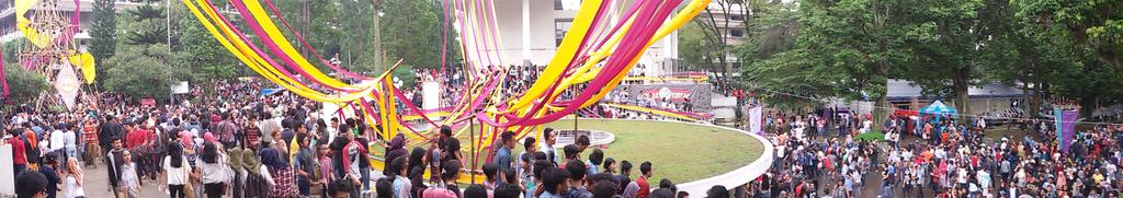 Pasar Seni ITB 2014 tweet media