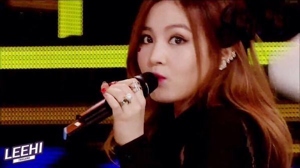 LeeHi_Arab's tweet image. [كاب] لي هاي اثناء أداء #IMDIFFRENT في  انكاقيو اليوم